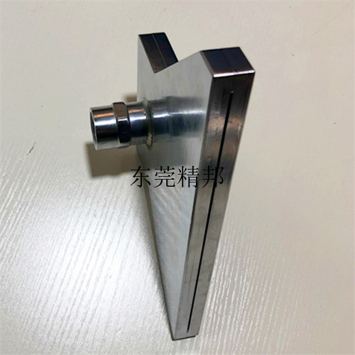 ISO16750冰水喷溅冲击试验机，VW-80000冰水喷溅冲击试验机，汽车冰水喷溅冲击试验机